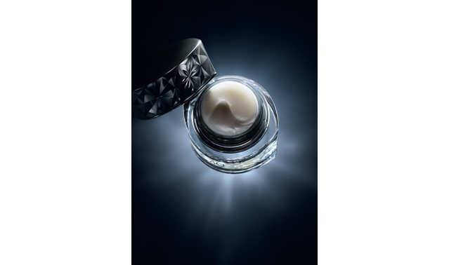 <p><strong>Crema e Siero Decorté Absolute - la coppia vincente, come te e la mamma!</strong></p>