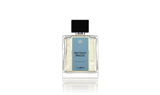 <p><strong>Wear the Scent of Vacation—Starting Now</strong></p>